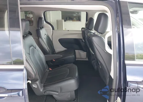 2018 Chrysler Pacifica Touring L Plus z USA, uszkodzony, nr VIN 2C4RC1EG5JR271203